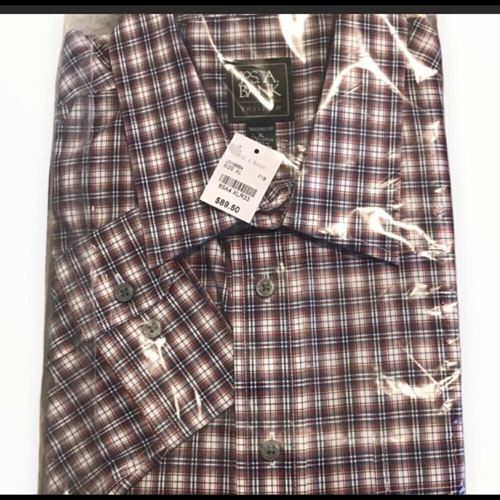 Jos A. Bank NWT XL Long Sleeve Non-Iron Shirt NWT